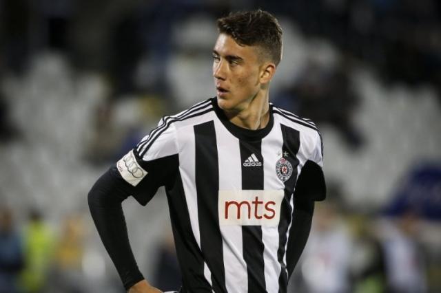 以及他在球 以及他在球