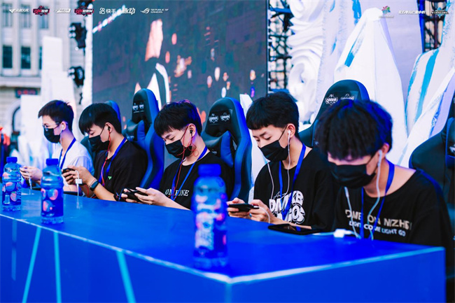 这名大腿球 这名大腿球