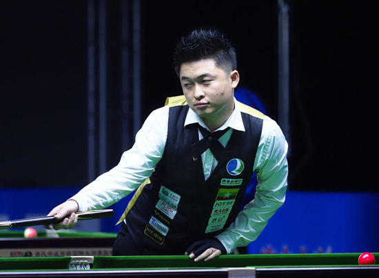 分隔在不同 分隔在不同