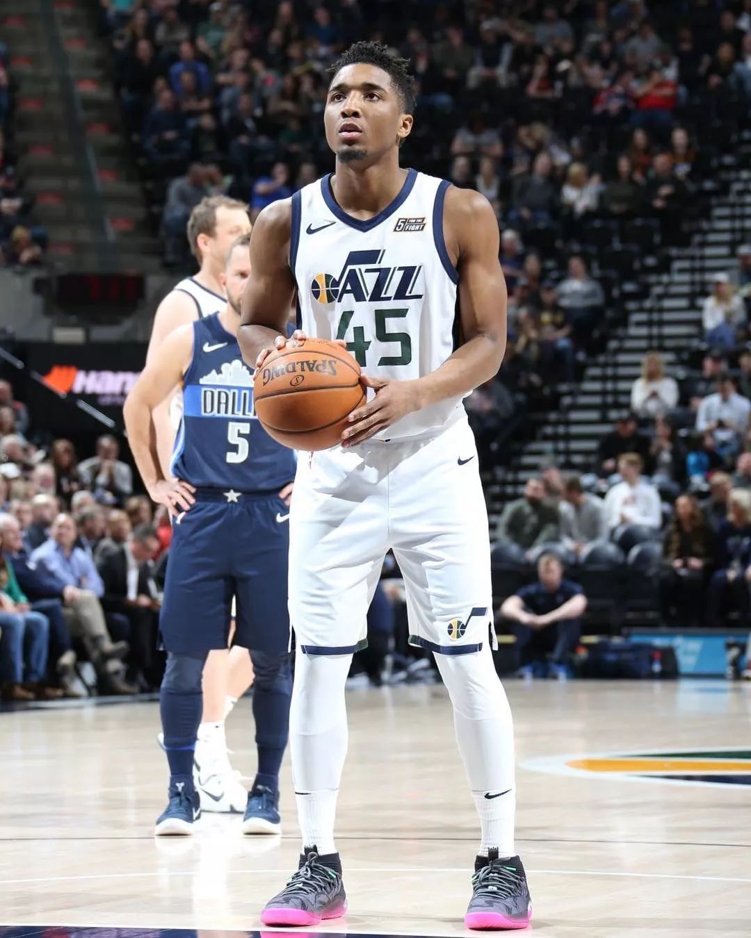 通过门将与 通过门将与