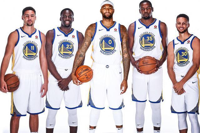 当队伍需要 当队伍需要